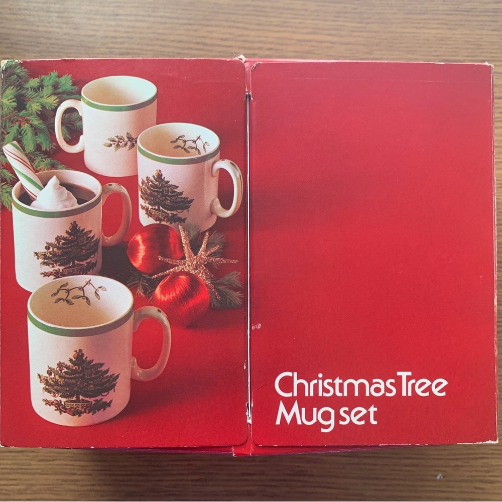 Set of 4 Spode Christmas tree mug set.